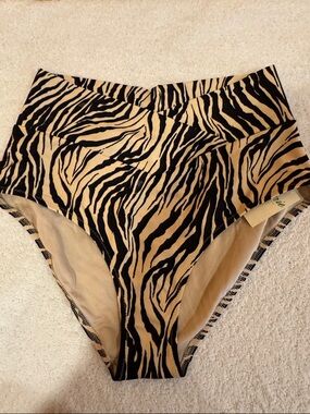 aerie Black & Tan Zebra Print Bikini Bottoms
